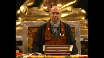 Denys Rinpoché enseignant sur le thème Le karma, l’activité